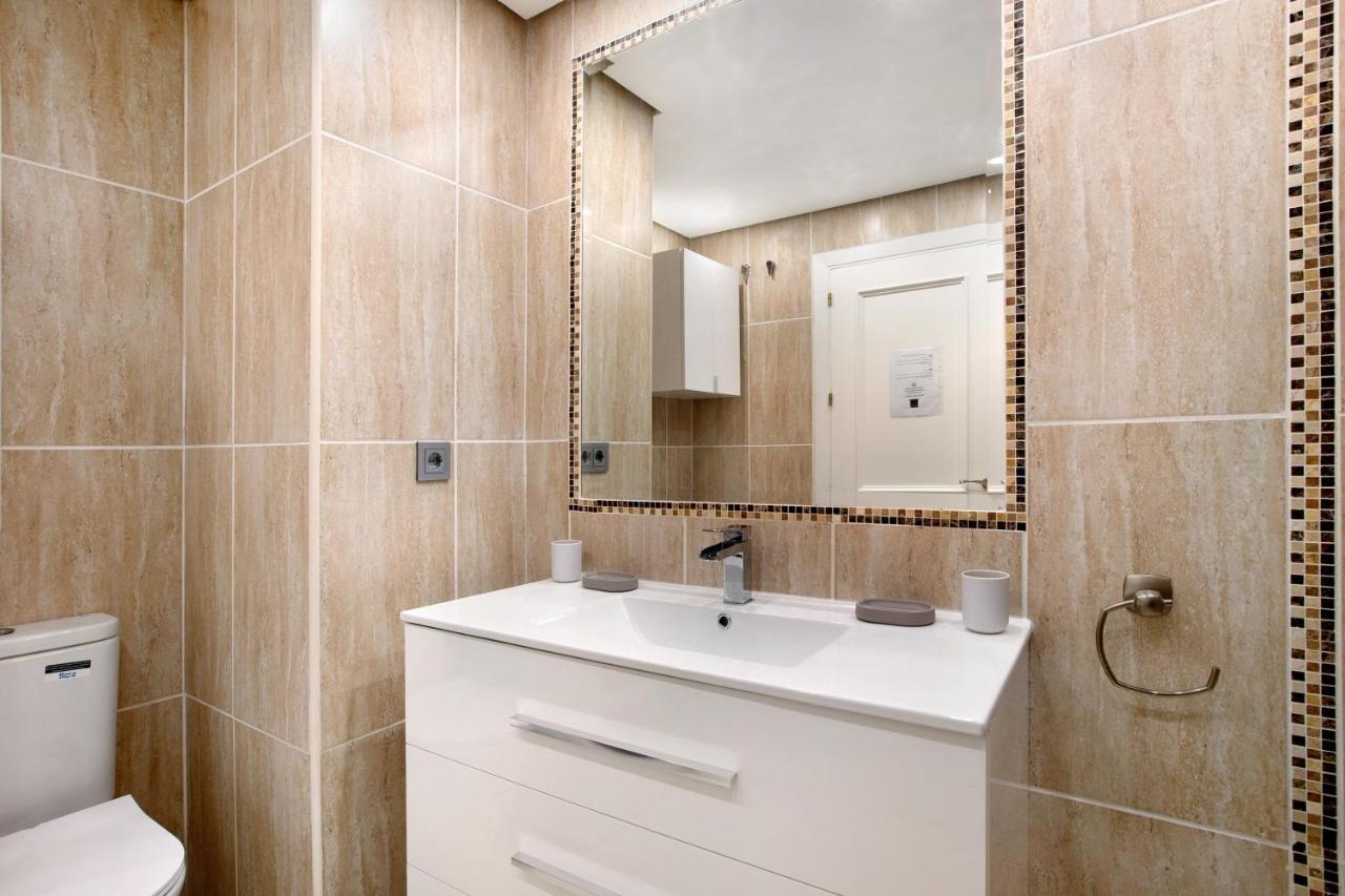 Puerto Marina Luxury Studio เบนัลมาเดนา ภายนอก รูปภาพ