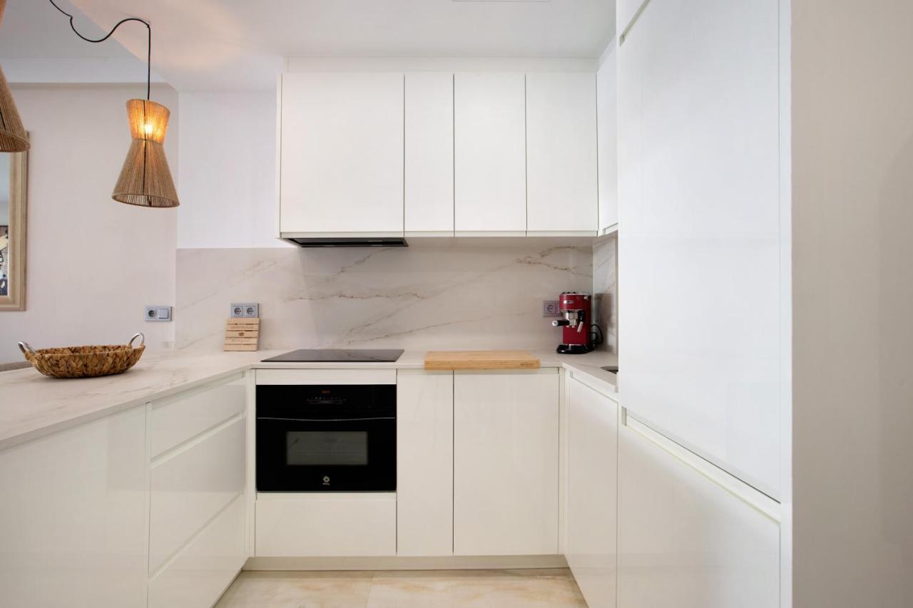 Puerto Marina Luxury Studio เบนัลมาเดนา ภายนอก รูปภาพ